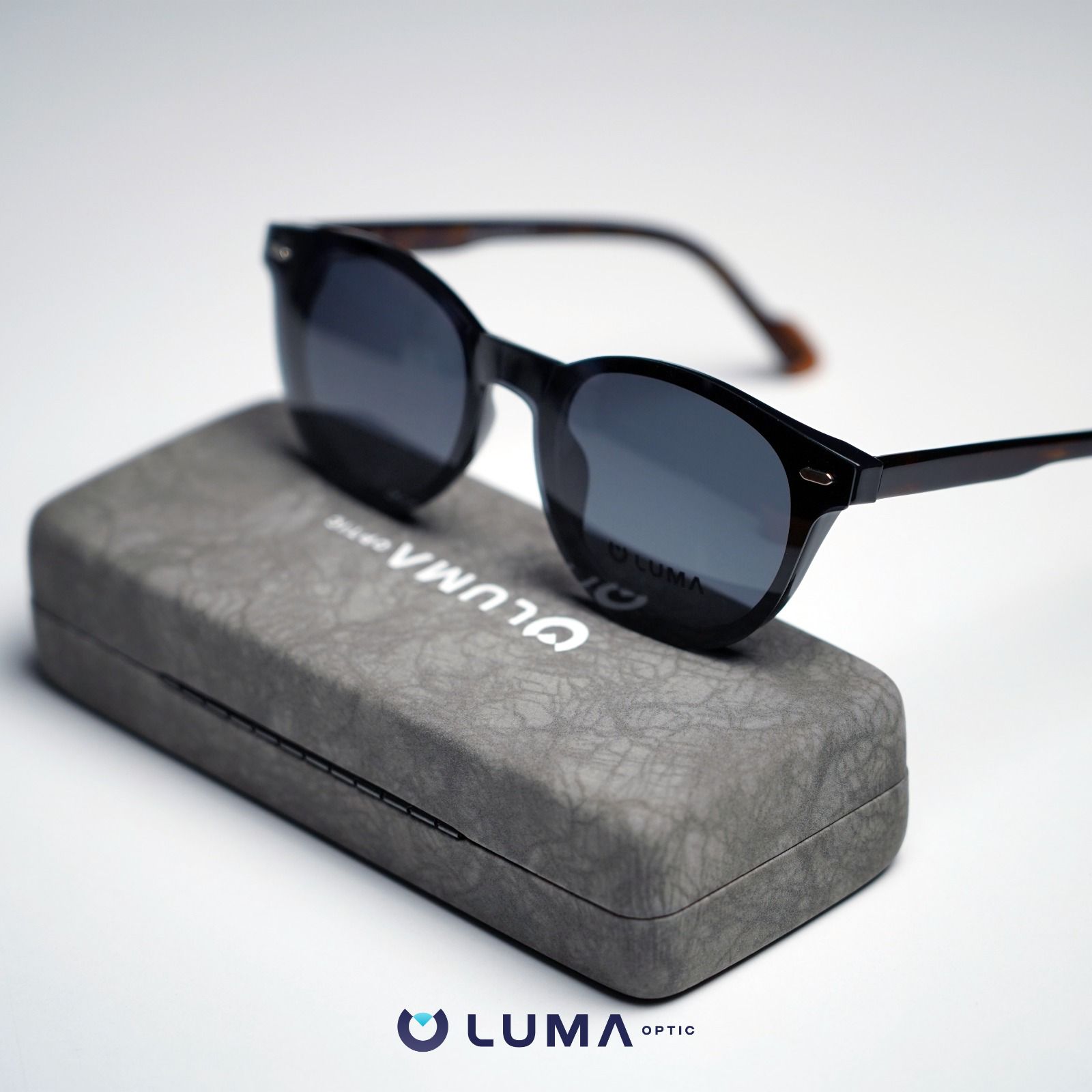Lunettes de Soleil Rectangulaire Noir 1